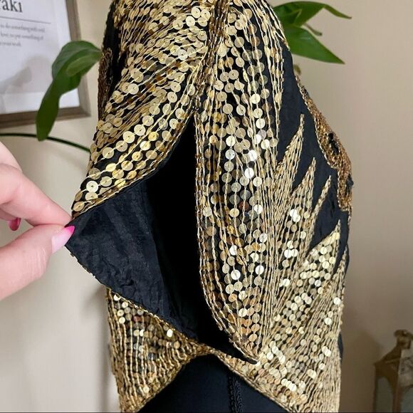 𝅺Vintage 1980s Butterfly Sequin Silk Top - Picture 5 of 16